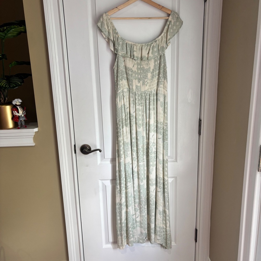 Wonderly Womens XL Sage Green Damask Floral Smocked Off Shoulder Maxi Dress - Picture 2 of 5